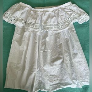White Off the Shoulder Ruffles Top - size small - with pretty crocheted detail